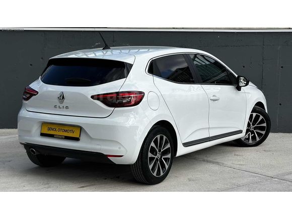 2023 MODEL CLIO ICON X-TRONIC 102 BİN KM DE