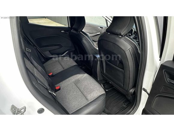 2023 MODEL CLIO ICON X-TRONIC 102 BİN KM DE