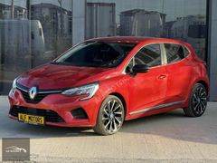 ALFMOTORS// 2023 RENAULT CLİO 1.0 TCE OTOMATİK 50.000 KM