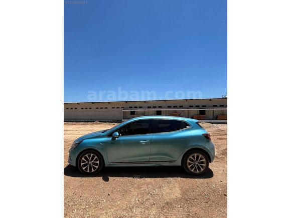 2021 RENAULT CLİO İCON 74 BİN KM