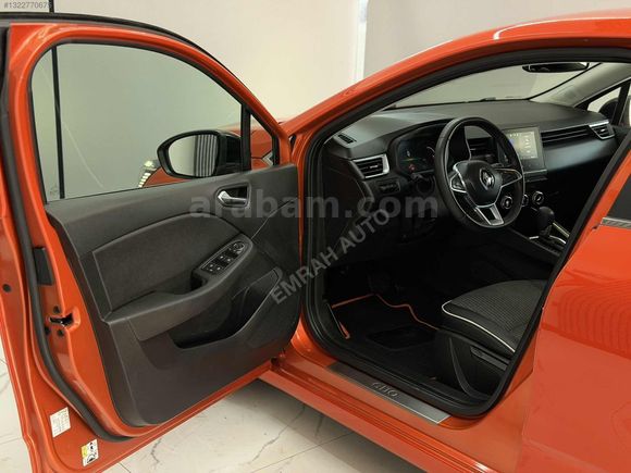 EMRAH AUTO'DAN 2023 MODEL RENAULT CLİO İCON HATASIZ BOYASIZ