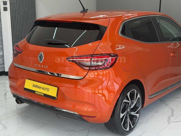 EMRAH AUTO'DAN 2023 MODEL RENAULT CLİO İCON HATASIZ BOYASIZ