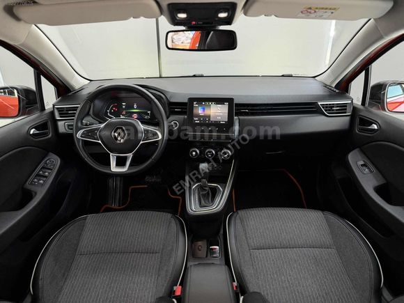 EMRAH AUTO'DAN 2023 MODEL RENAULT CLİO İCON HATASIZ BOYASIZ