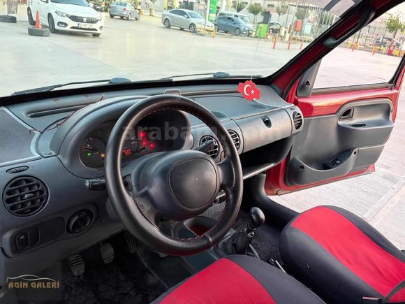 CAMLI 4+1 KOLTUKLU 2000 MODEL RENAULT KANGOO EXPRESS 1.9 D