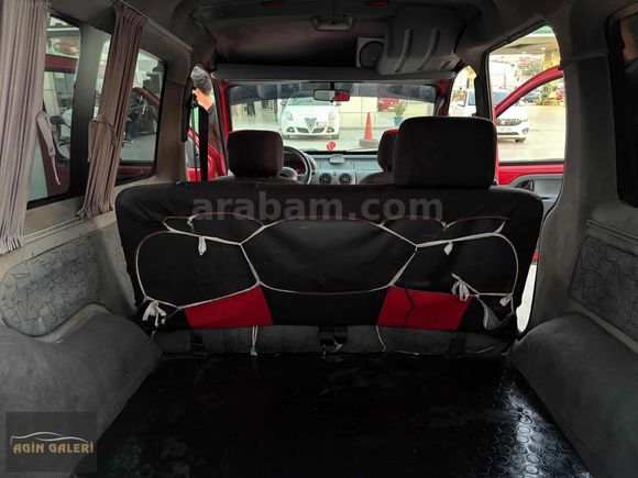CAMLI 4+1 KOLTUKLU 2000 MODEL RENAULT KANGOO EXPRESS 1.9 D