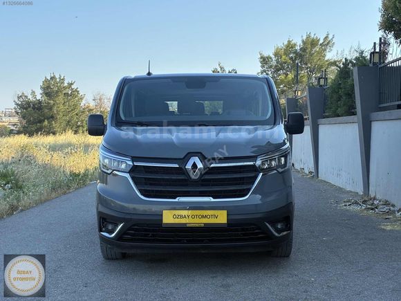 ÖZBAY OTO RENAULT TRAFİX 5+1 OTOMATİK