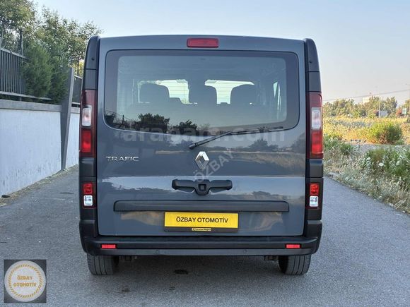 ÖZBAY OTO RENAULT TRAFİX 5+1 OTOMATİK