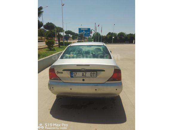 Sahibinden Ford Focus 1.6 Ambiente 2001 Model
