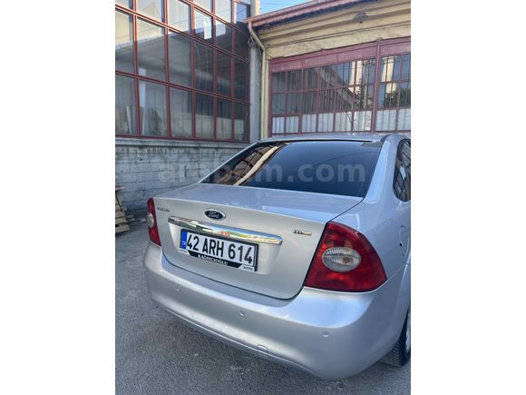 Sahibinden Ford Focus 1.6 TDCi Titanium 2010 Model 