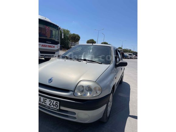 Sahibinden Renault Clio 1.6 RTE 2001 Model 