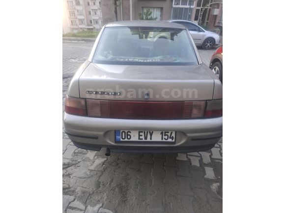 Sahibinden Lada Vega 1.5 2000 Model