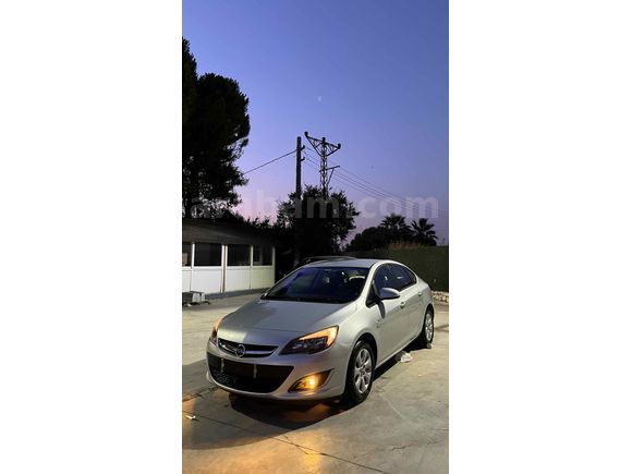 2.Sahibinden Opel Astra 1.6 Edition Plus 2018 Model  93500km