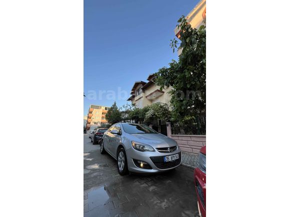 2.Sahibinden Opel Astra 1.6 Edition Plus 2018 Model  93500km