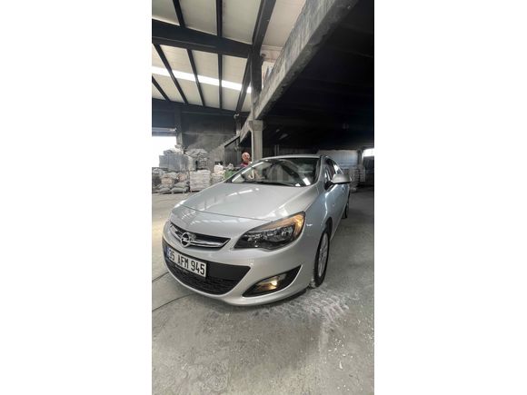 2.Sahibinden Opel Astra 1.6 Edition Plus 2018 Model  93500km