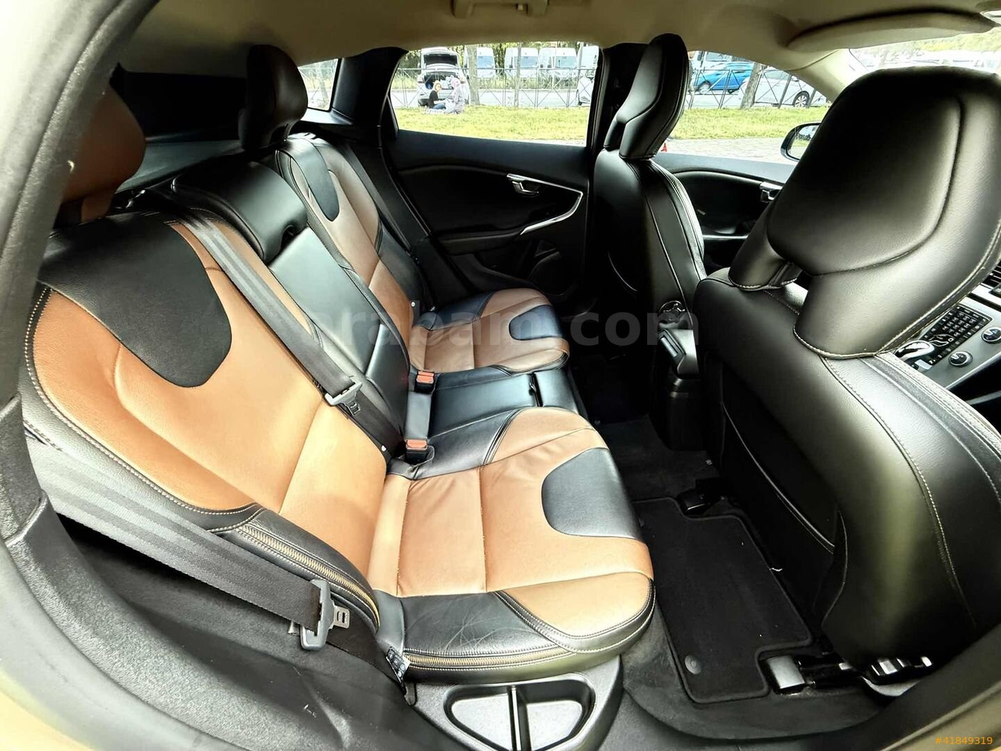 Galeriden Volvo V40 Cross Country 1.5 T3 Advance 2016 Model Bursa 260.000 km Kahverengi 7