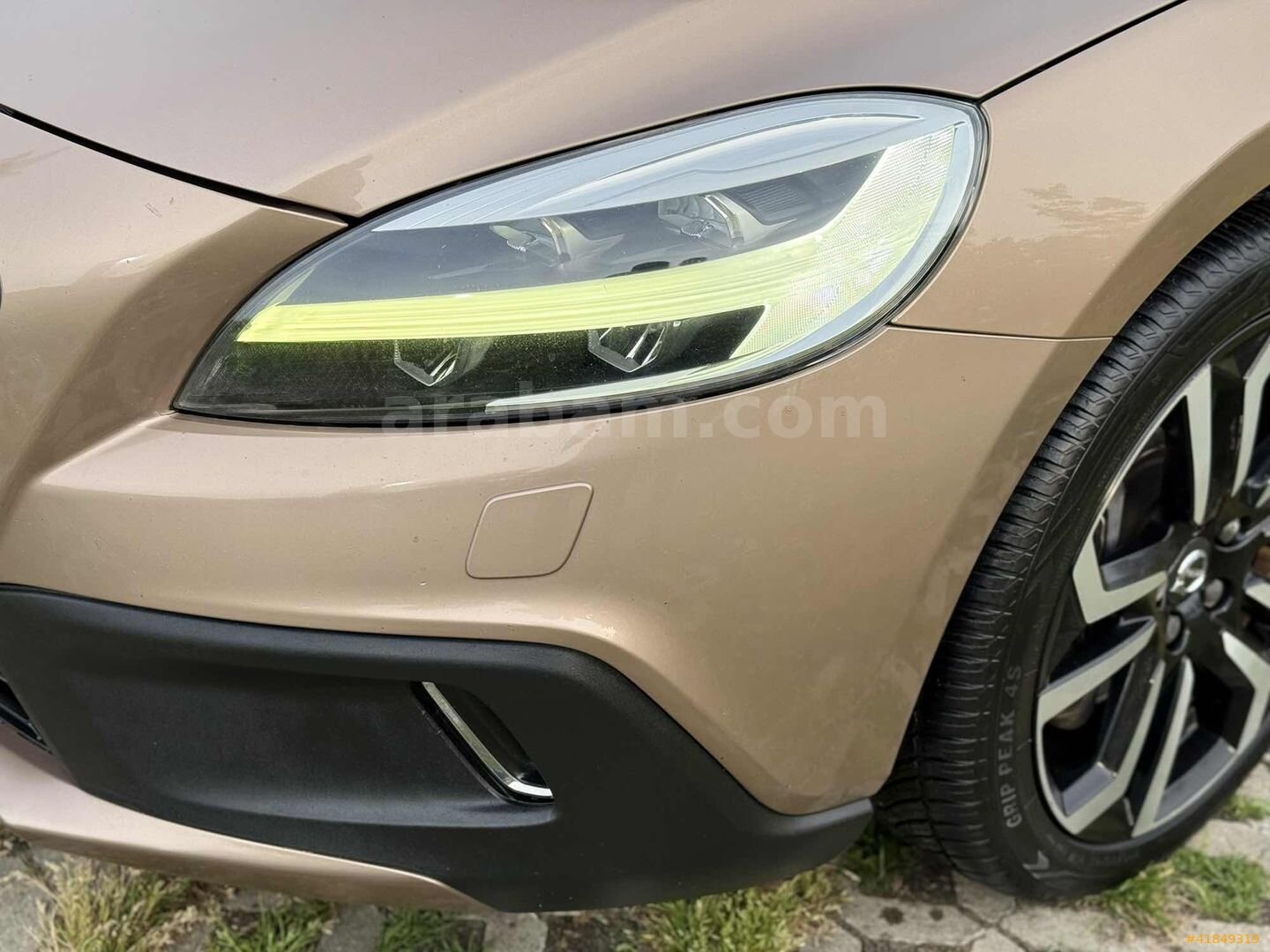 Galeriden Volvo V40 Cross Country 1.5 T3 Advance 2016 Model Bursa 260.000 km Kahverengi 4
