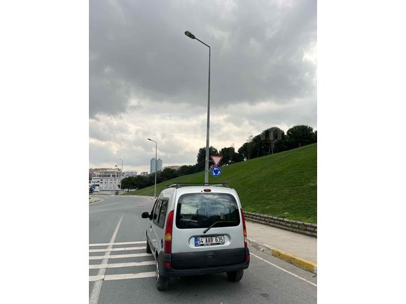 Sahibinden Renault Kangoo Multix 1.5 dCi Authentique 2006 Model 