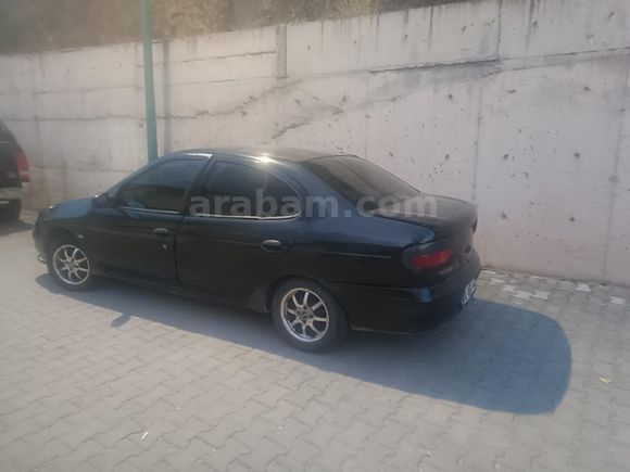 Sahibinden Renault Megane 1.6 klimalıl