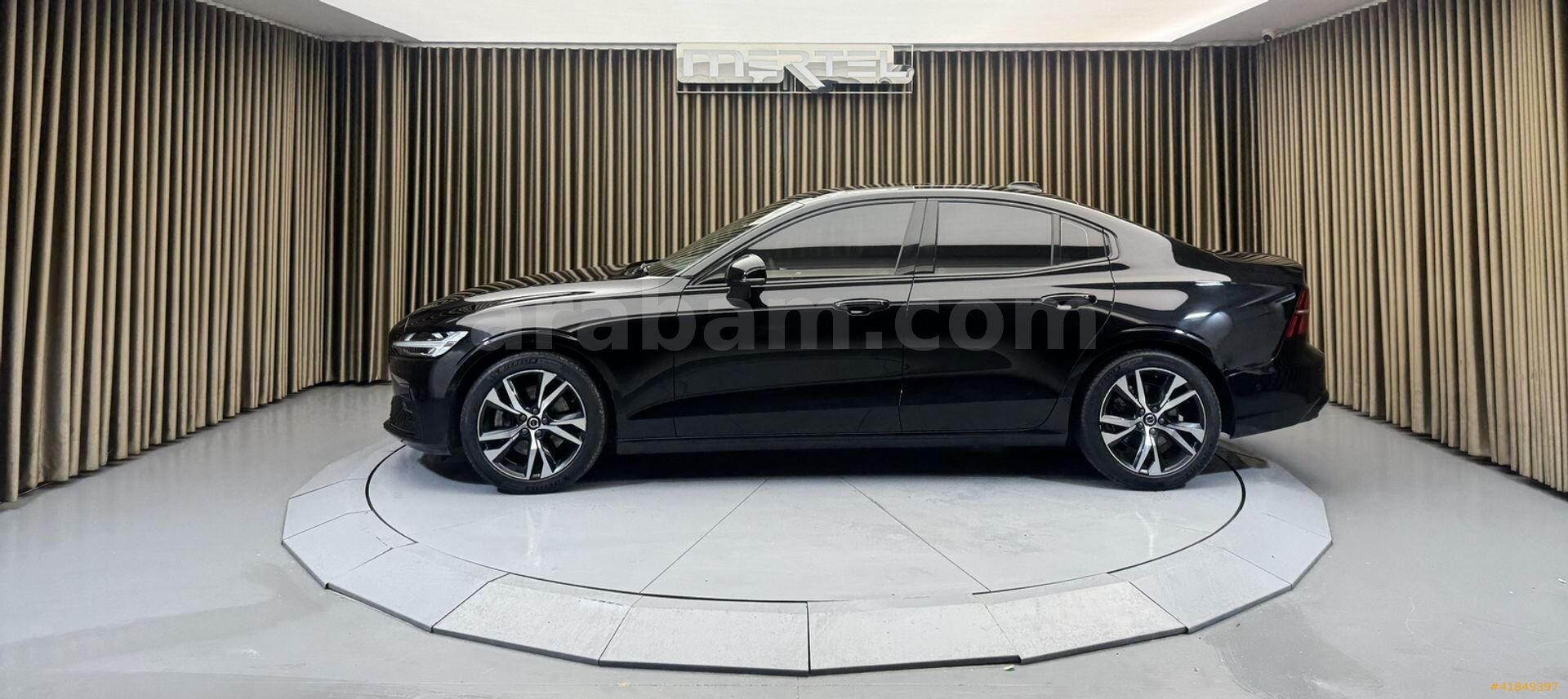 Galeriden Volvo S60 2.0 B5 Plus Dark 2024 Model İzmir 48.888 km Siyah 4