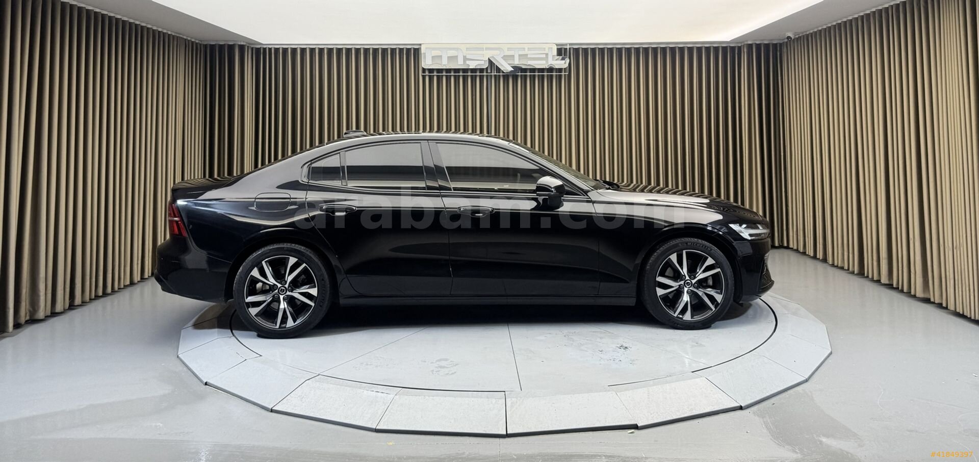Galeriden Volvo S60 2.0 B5 Plus Dark 2024 Model İzmir 48.888 km Siyah 5