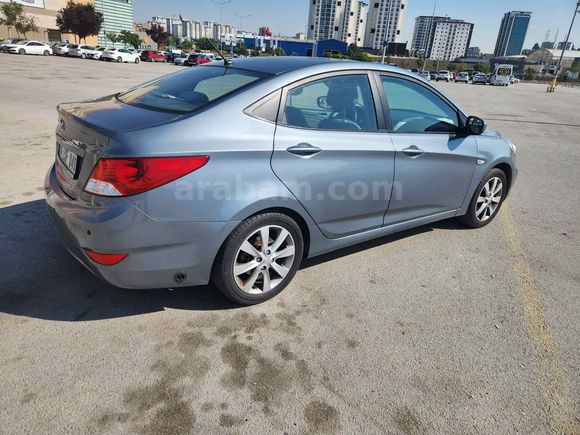 Sahibinden Hyundai Accent Blue 1.4 D-CVVT Mode Plus 2017 Model 