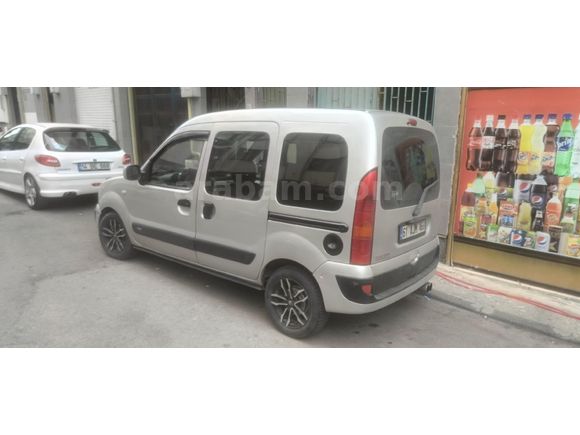 Sahibinden Renault Kangoo Multix 1.5 dCi Expression 2010 Model