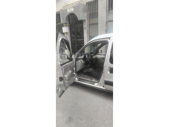 Sahibinden Renault Kangoo Multix 1.5 dCi Expression 2010 Model