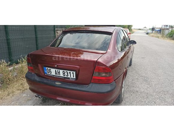 Opel Vectra 2.5 CDX