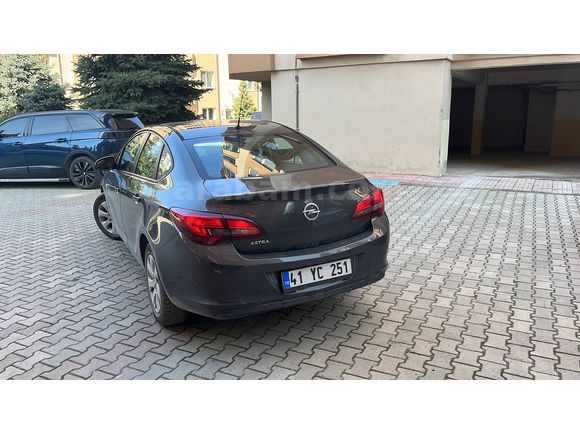 İlk sahibinden boyasız tramersiz 
