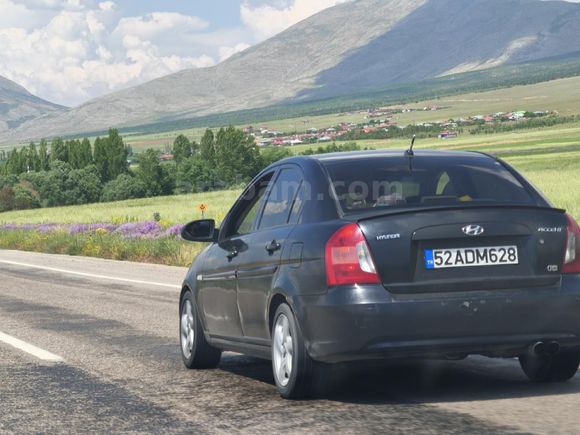 Sahibinden Hyundai Accent Era 1.5 CRDi Team 2011 Model