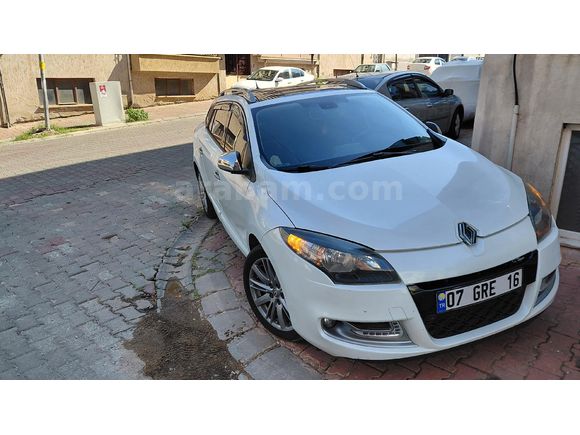 Sahibinden Renault Megane 1.5 dCi Sport Tourer GT-Line 2012 Model