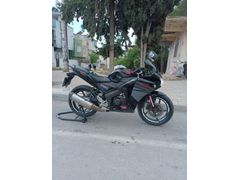 Hasar Kayıtsız Her şeyi orijinal Honda CBR 125 R