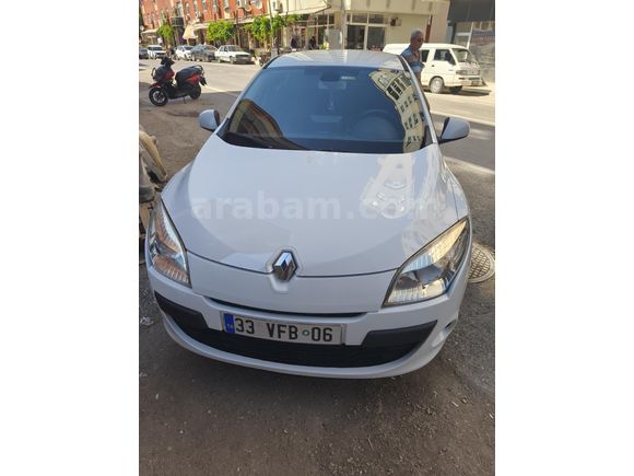 Sahibinden Renault Megane 1.6 Expression 2011 Model  144.500 km Beyaz