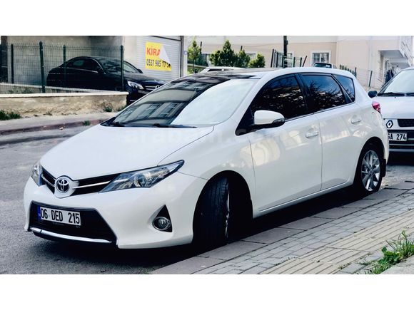  Sahibinden Toyota Auris 1.6 Active Skypack 2014 Model 
