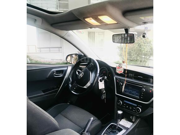  Sahibinden Toyota Auris 1.6 Active Skypack 2014 Model 