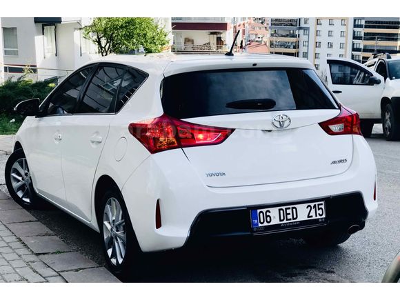  Sahibinden Toyota Auris 1.6 Active Skypack 2014 Model 