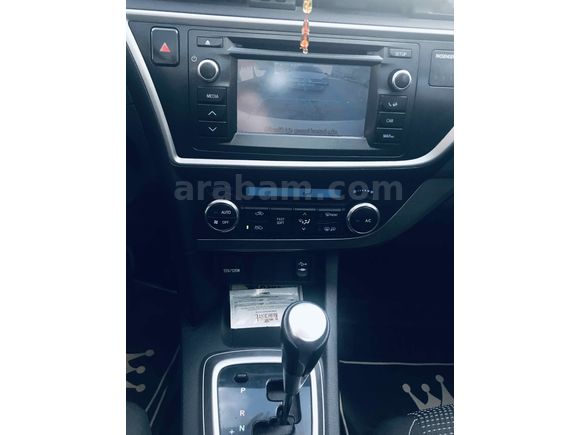  Sahibinden Toyota Auris 1.6 Active Skypack 2014 Model 