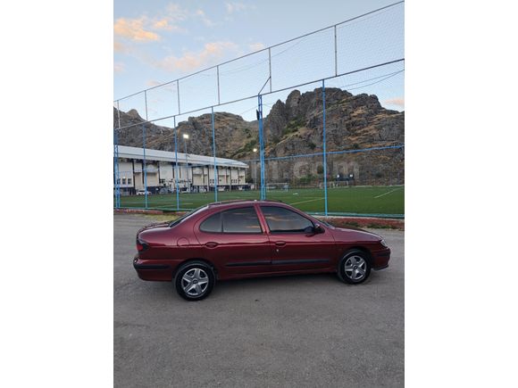Sahibinden Renault Megane 1.6 RTE 1998 Model