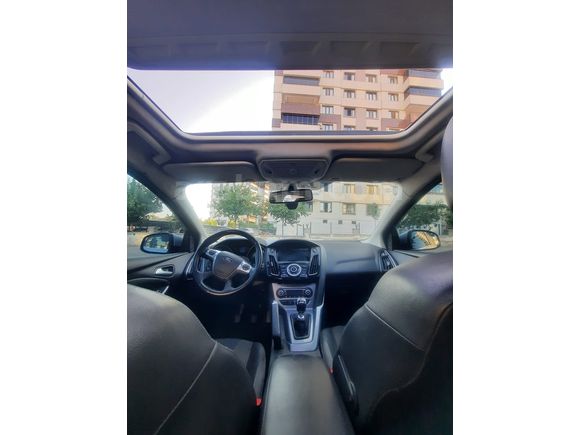 2012 MODEL 1.6 TDCİ SANRUFFLU KOLTUK ISITMALI TİTANIUM X PAKET FORD FOCUS 
