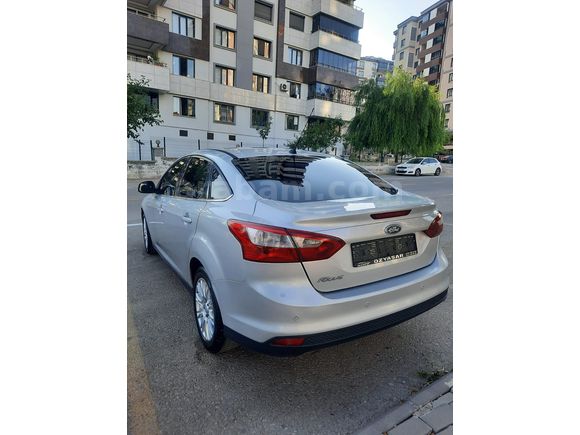 2012 MODEL 1.6 TDCİ SANRUFFLU KOLTUK ISITMALI TİTANIUM X PAKET FORD FOCUS 
