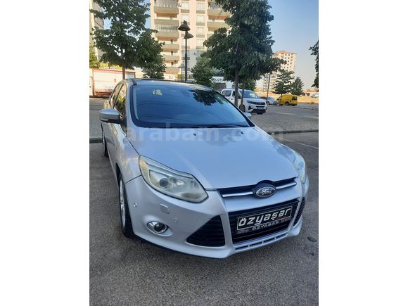 2012 MODEL 1.6 TDCİ SANRUFFLU KOLTUK ISITMALI TİTANIUM X PAKET FORD FOCUS 