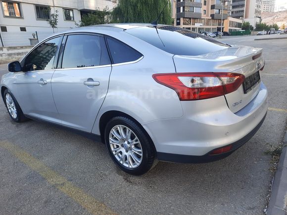 2012 MODEL 1.6 TDCİ SANRUFFLU KOLTUK ISITMALI TİTANIUM X PAKET FORD FOCUS 