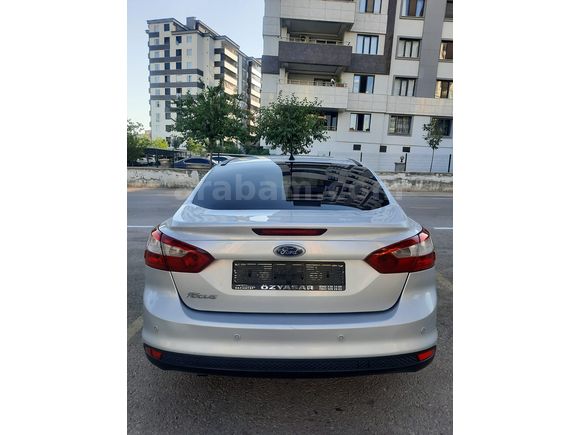 2012 MODEL 1.6 TDCİ SANRUFFLU KOLTUK ISITMALI TİTANIUM X PAKET FORD FOCUS 