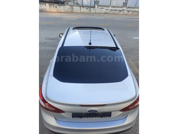 2012 MODEL 1.6 TDCİ SANRUFFLU KOLTUK ISITMALI TİTANIUM X PAKET FORD FOCUS 