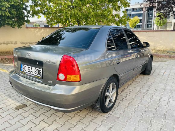 Sahibinden Hyundai Accent 1.5 CRDi Admire 2003 Model 