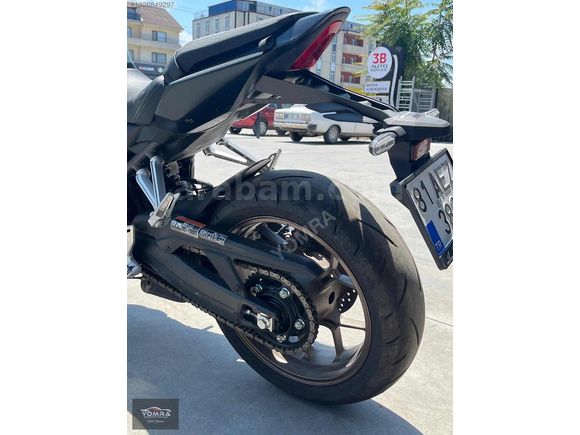 YOMRA | 2024 HONDA CB650R E-CLUTCH | LANSMAN RENK+SERVİS BAKIMLI