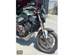 YOMRA | 2024 HONDA CB650R E-CLUTCH | LANSMAN RENK+SERVİS BAKIMLI