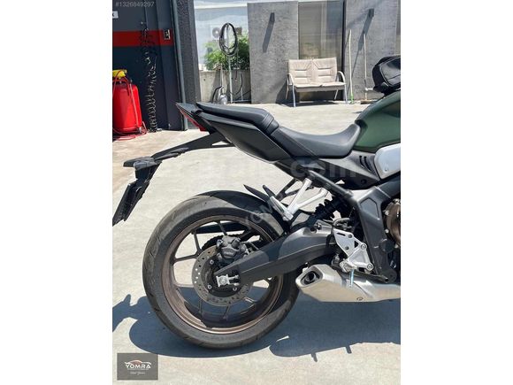 YOMRA | 2024 HONDA CB650R E-CLUTCH | LANSMAN RENK+SERVİS BAKIMLI