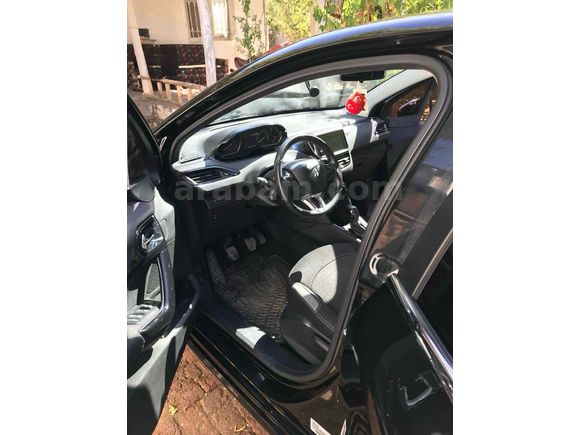 Sahibinden Peugeot 208 1.4 HDi Active 2015 Model 