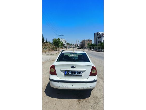 Sahibinden Ford Focus 1.6 Trend 2006 Model